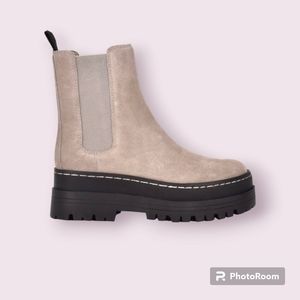 Marc Fisher LTD Pauline Chelsea Platform Boots Size 9M